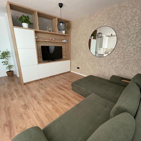 Apartman Petronela Bratislava Eksteriør billede